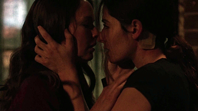 Sarah Shahi Lesbian Scene 40