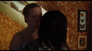 Megan Fox and Amanda Seyfried, Jennifer's Body Lesbian Kiss lesmedia