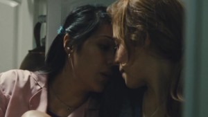 The Fish Child(El niño pez), lesbian movie kiss scene