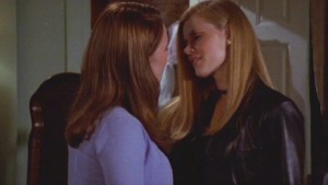 Lesbian Kiss, Amy Adams and Sarah Thompson Lesbian Kiss Cruel Intentions 2 lesmedia