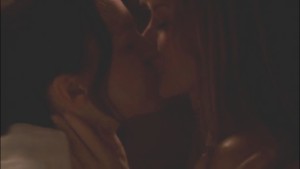 Lesbian Kiss, Cameron Richardson and Carla Gallo lesmedia