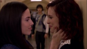 Rumer Willis Jessica Lowndes and Mandy Musgrave, 90210 Lesbian