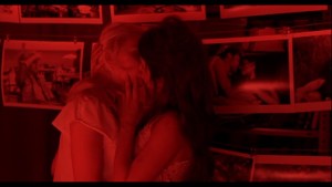 Scarlett Johansson and Penelope Cruz, Lesbian Kiss