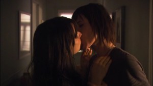 Lesbian Kiss, Mia Kirshner and Katherine Moennig Lesbian Kiss
