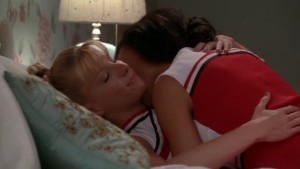 Brittany and Santana Lesbian Kissing Scene from Glee, Naya Rivera and Heather Morris Lesbian Kiss