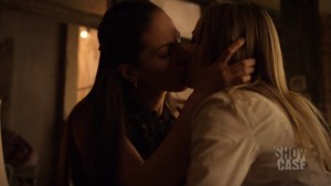Anna Silk and Zoie Palmer Lesbian Kiss, Lost Girl Lesbian Scene lesmedia