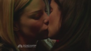 Lauren German and Shiri Appleby Lesbian Kiss from Chicago Fire