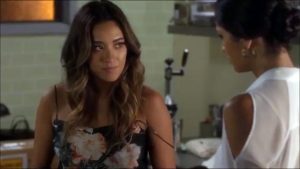 Emily & Talia Scenes Pretty Little Liars