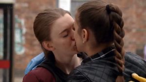 Sophie & Maddie – Coronation Street (May, 1 2015)
