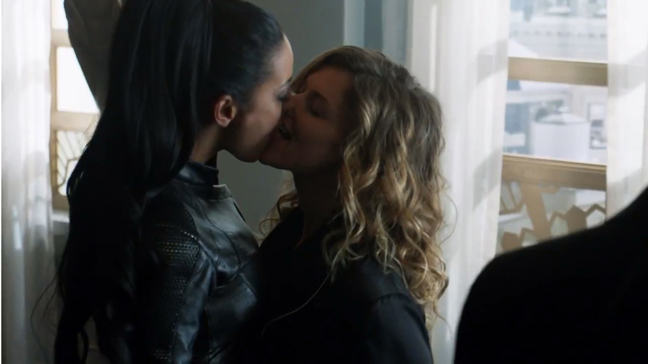 1280px x 720px - Renee & Barbara Scenes Gotham â€“ Lesbian Media Blog
